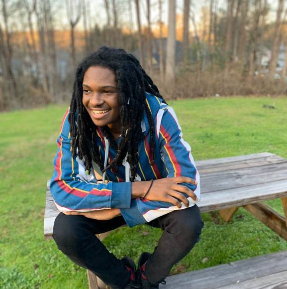 Meet your Posher, Derric - Picture 1 of 1